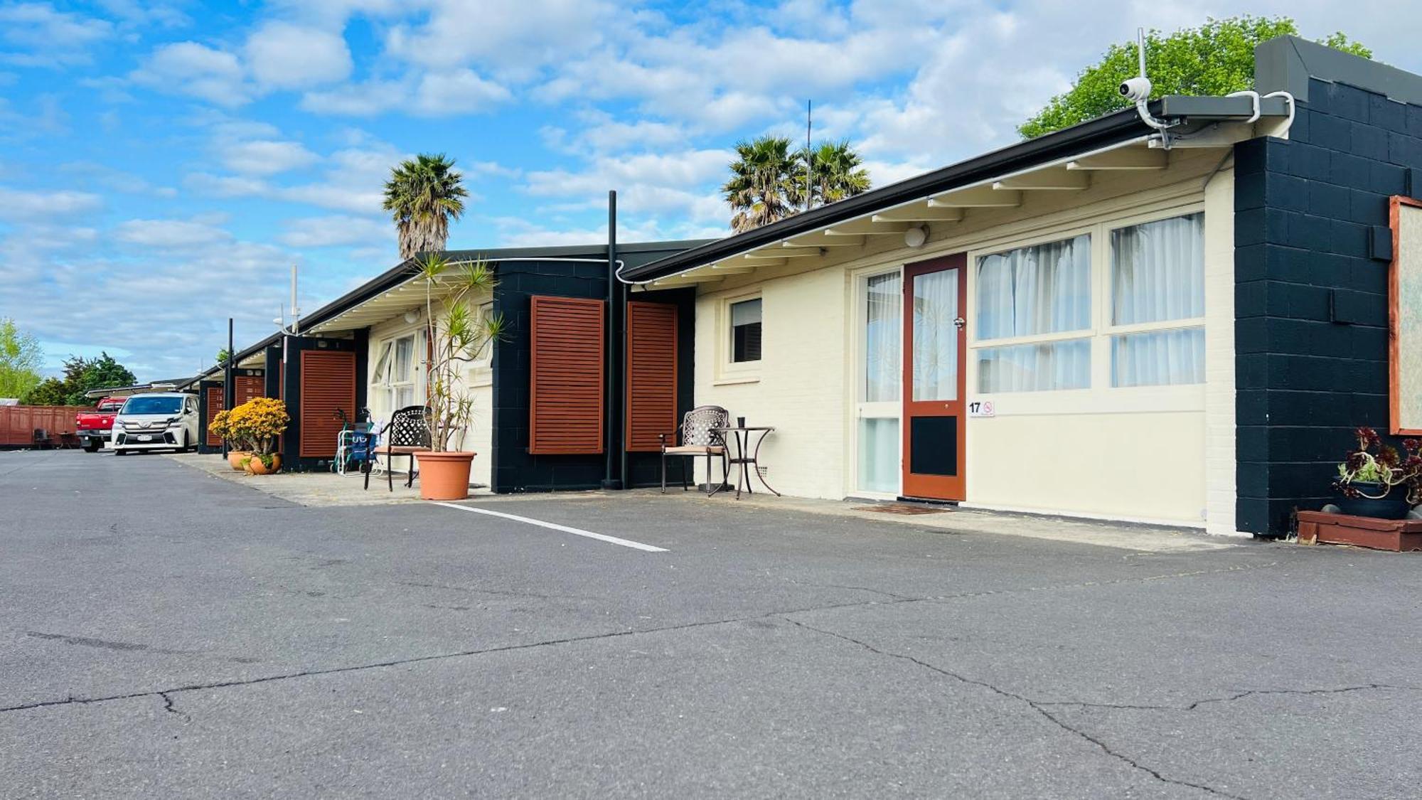 18Th Avenue Thermal Motel Tauranga Exterior photo